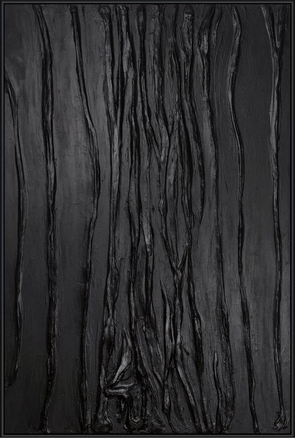 The painting "Be Silent" is an abstraction with deep vertical dynamics