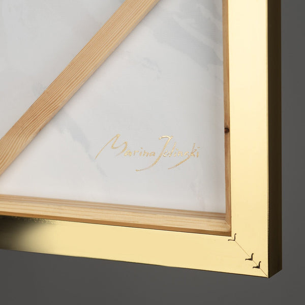 The painting "Gold Vein" is an abstraction with the energy of minerals and light
