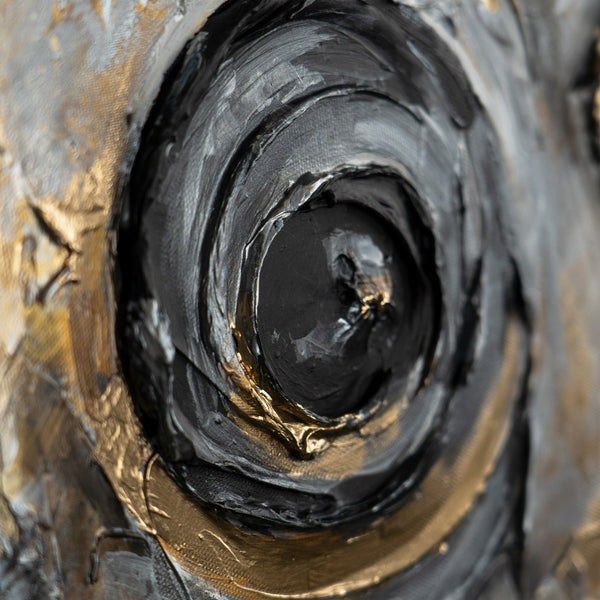 The painting "Couple in the Depths" is a relief animal abstraction in silver and gold tones.