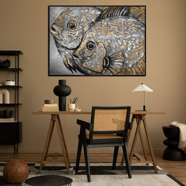 The painting "Couple in the Depths" is a relief animal abstraction in silver and gold tones.