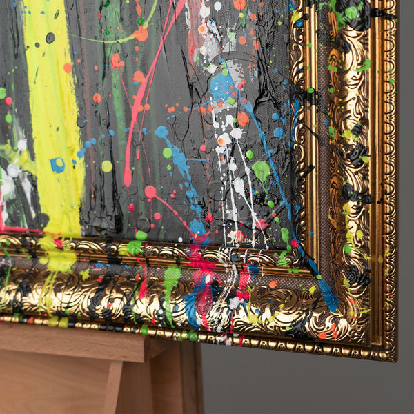 The painting "Skull in Neon" is a modern street art canvas with neon splashes