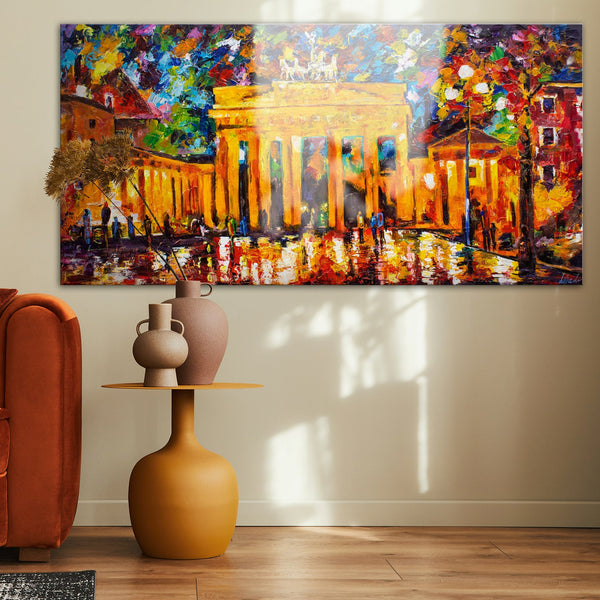 The painting "Brandenburg Gate" is a vivid architectural classic