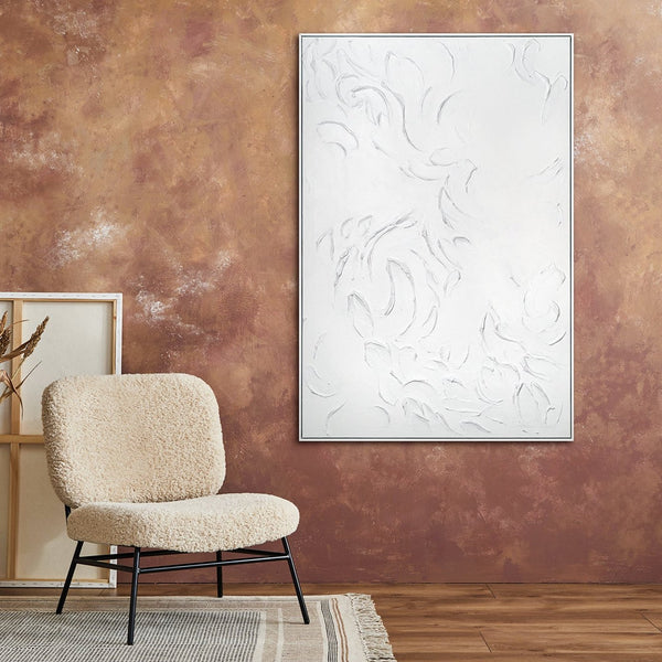 The painting "Silent Pattern" is an abstraction with deep vertical dynamics