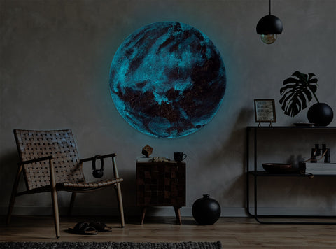 Space wall art - glow in the dark round canvas art "Venus"