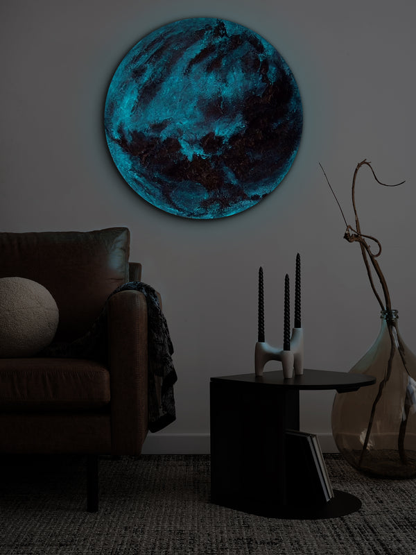 The painting "Tectonics of Light" is a round textured canvas with a noctilucent effect