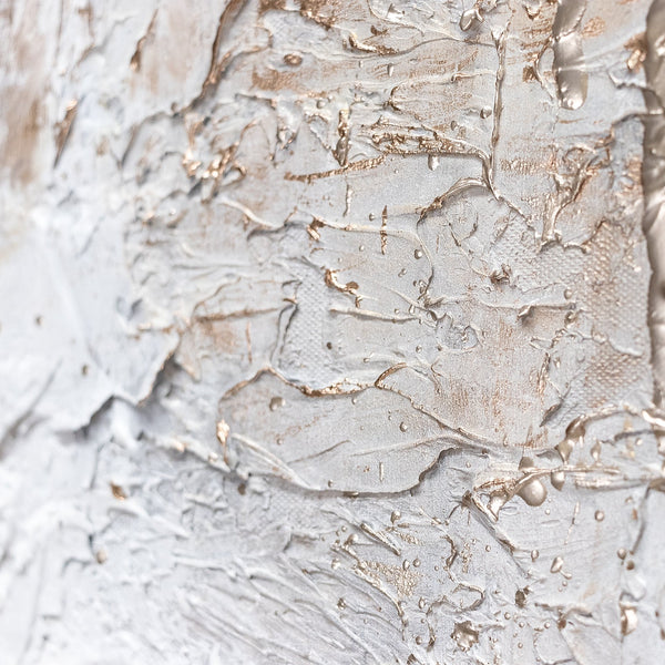 The painting "Aesthetics" is an abstraction in white and gold.