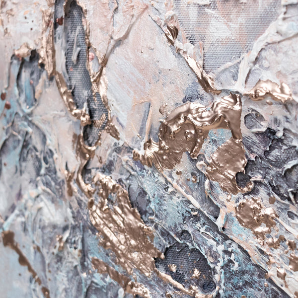 The painting "Ensemble" - a depth of calm with an accent of bronze
