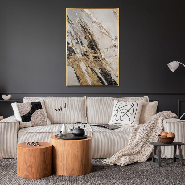 The painting "Golden Crack" is abstract energy in a marble-graphite palette