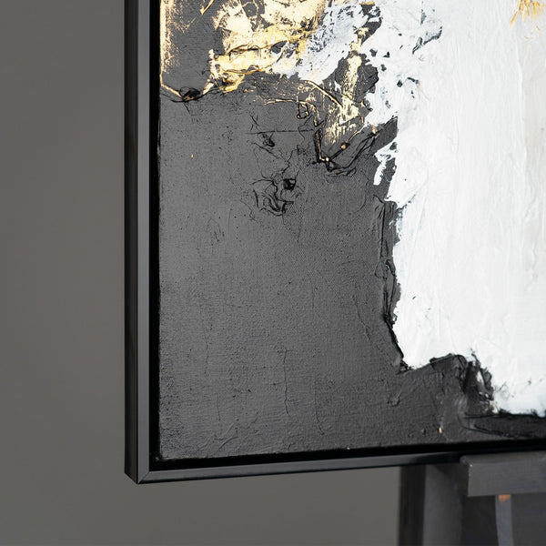 The painting "The Power of Moment" is a horizontal abstraction with contrasting energy.