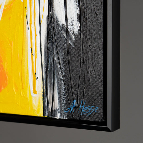 The painting "Scream of Color" is an expressive female portrait in a vertical format