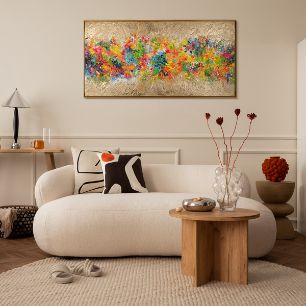 The painting "Extreme Colors" is a horizontal abstraction with bright strokes.
