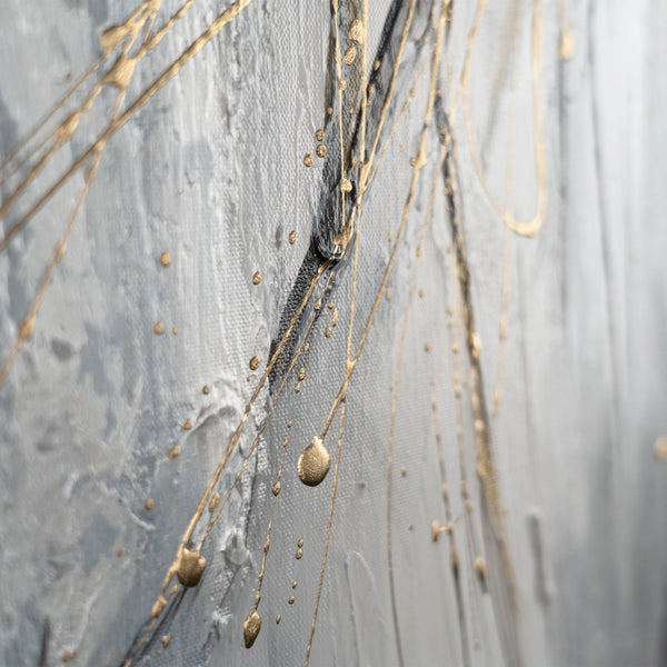 The painting "Pulsation of Gold" is a vertical abstraction with dynamic strokes