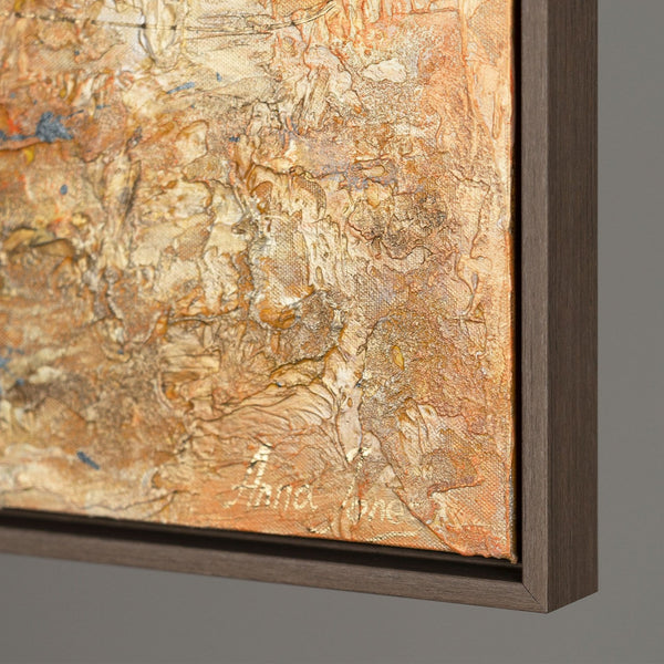 The painting "Wave of Warmth" is an expressive abstraction in a fiery-earthy palette.