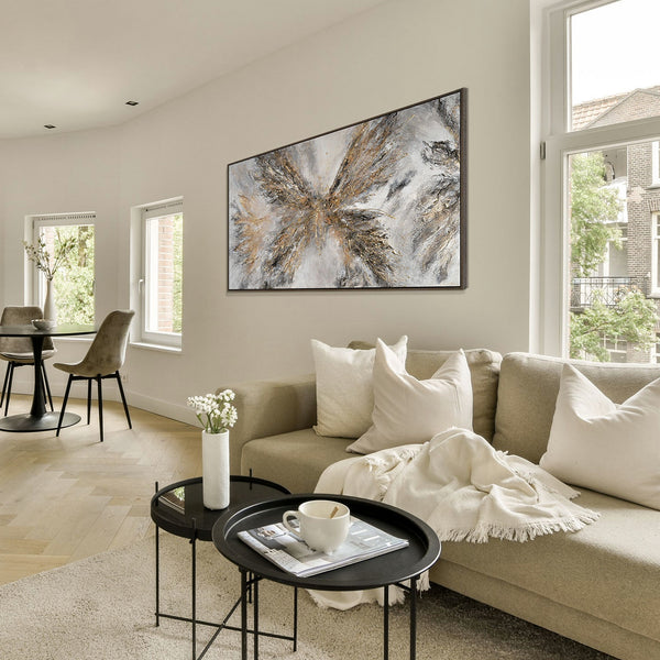 The painting "Take-off" is an abstraction with the shape of a wing