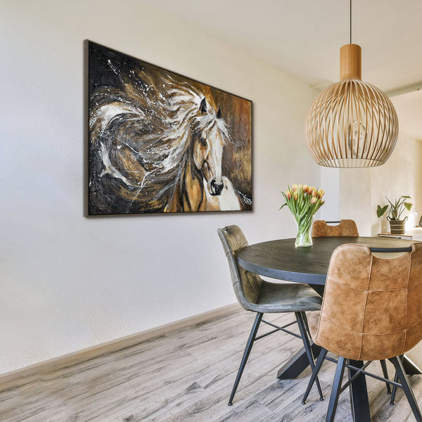 The painting "Power in Motion" is a dynamic portrait of a horse